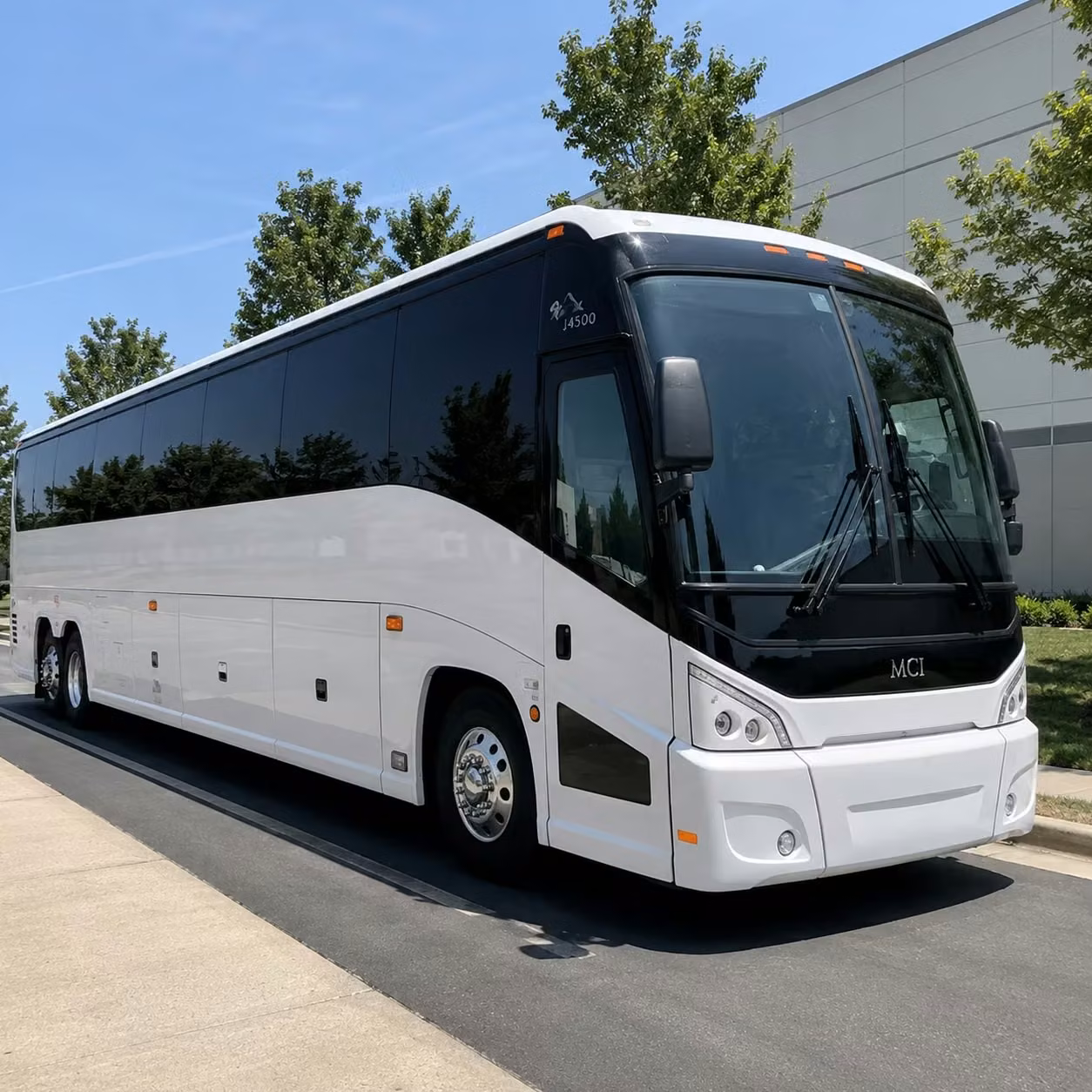 charter buses for multi day trips from everett through the pacific northwest