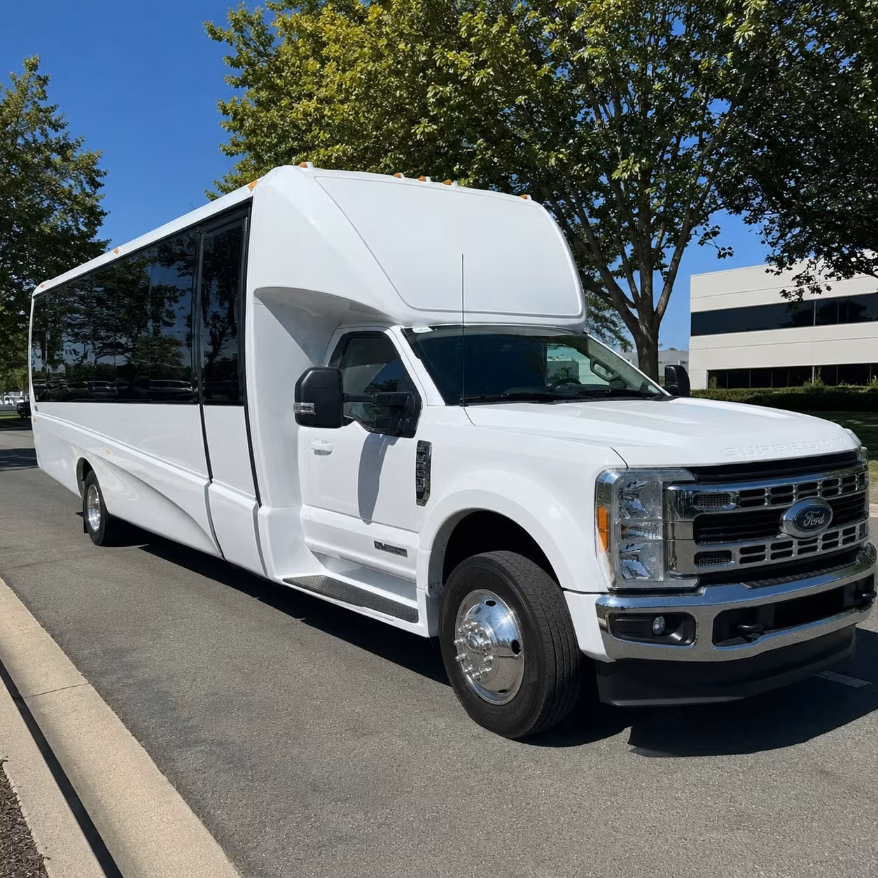 everett airport transportation