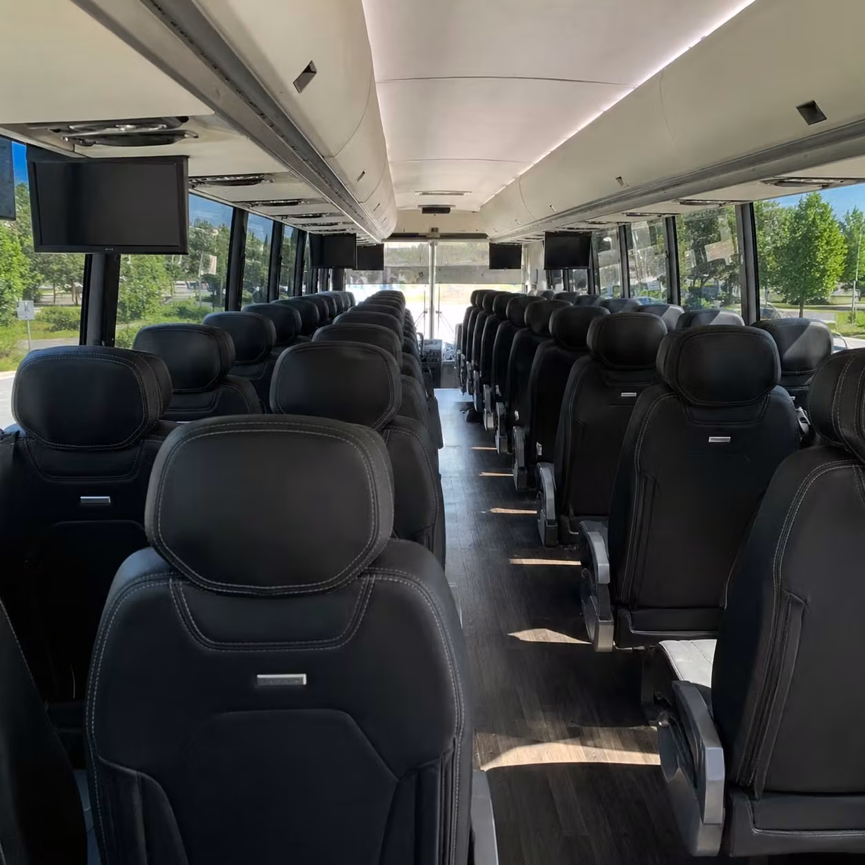 everett charter bus interior