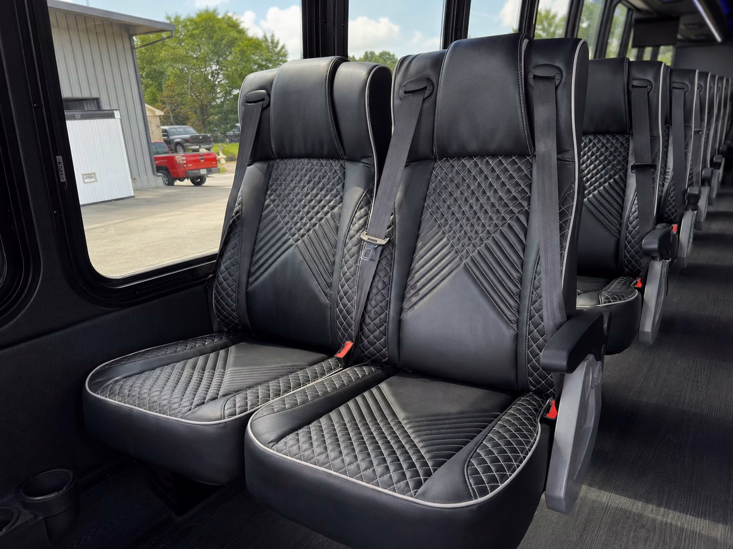 rent a bus for school field trips to the imagine children s museum in everett